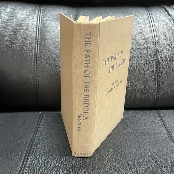 THE PATH OF THE BUDDHA Vintage Hardcover Book - Picture 3 of 13